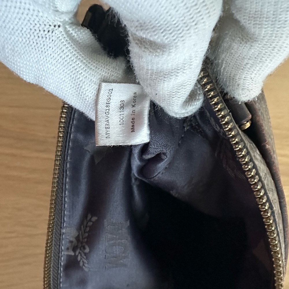 MCM limited Pouch/crossbody without sling - Picture 8 of 13